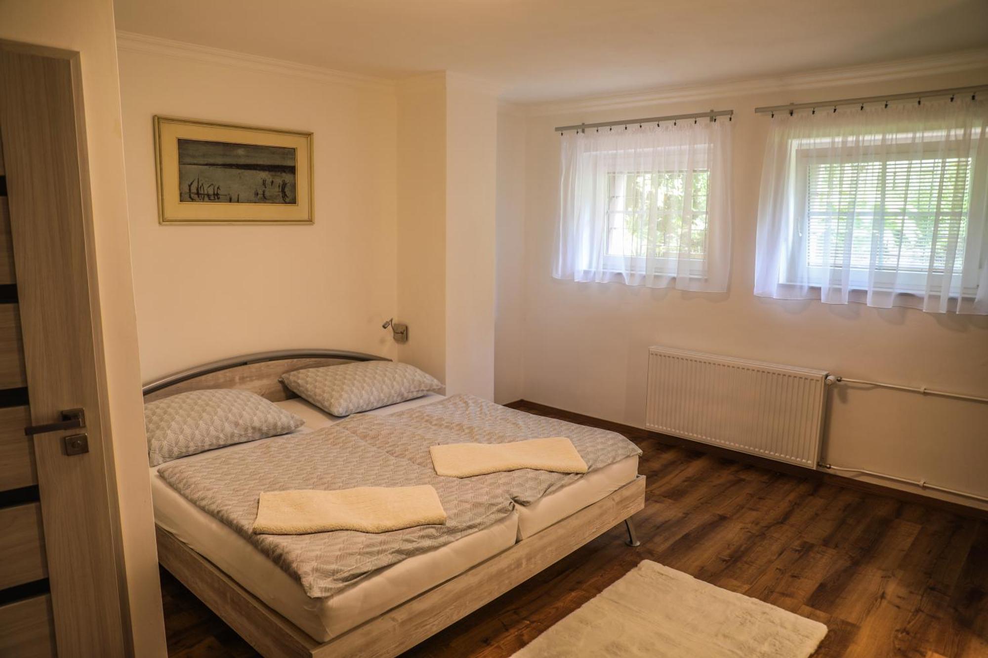 Apartment Irma Карловы Вары Экстерьер фото